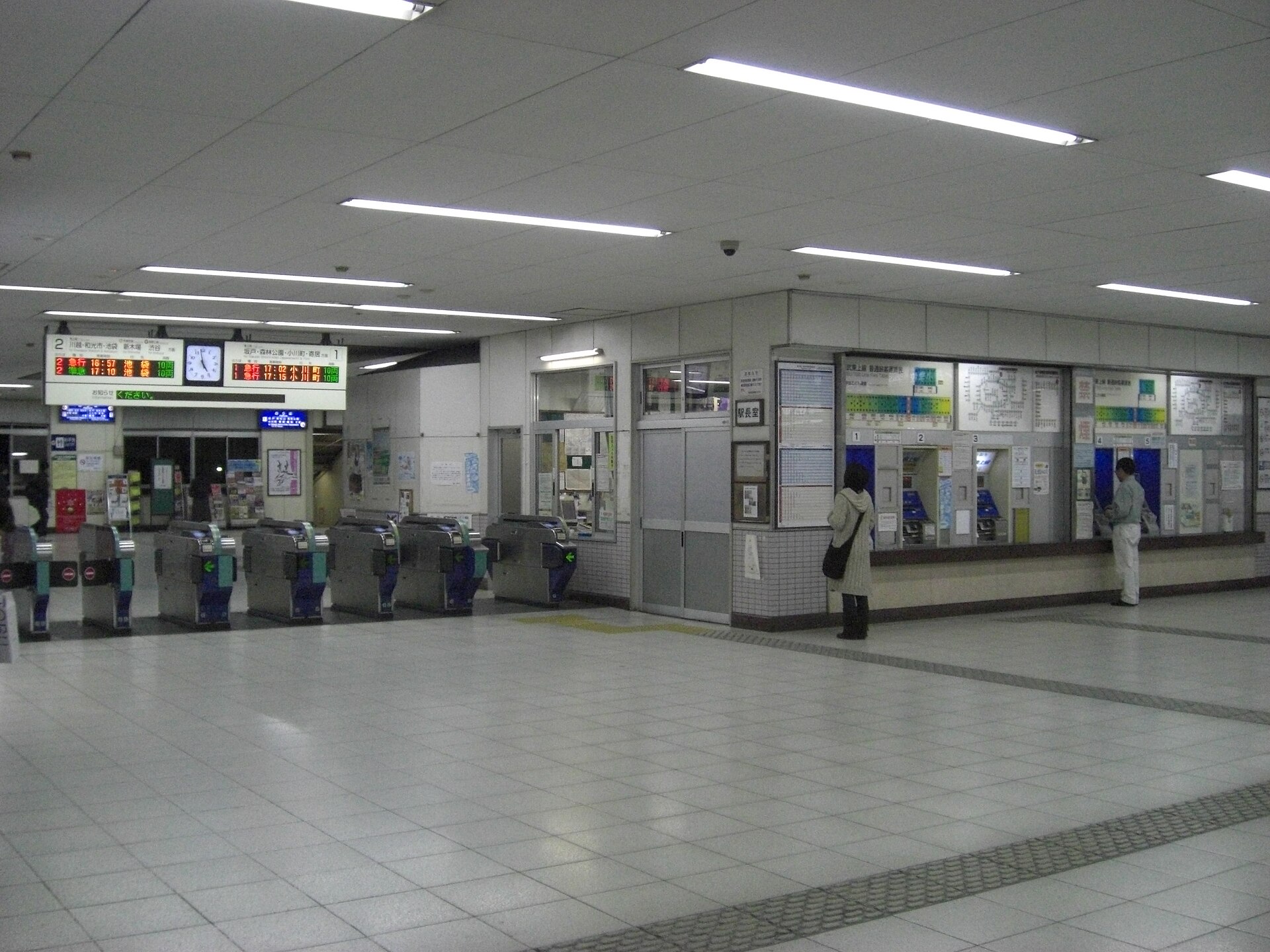 鶴ヶ島駅の改札